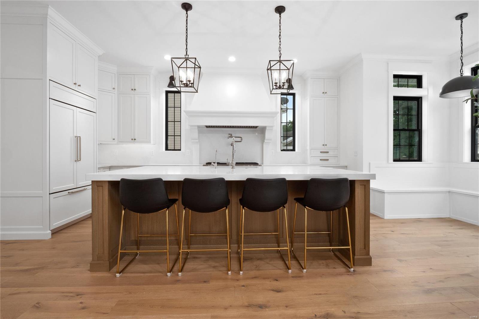 541 South Clay Ave Lt Split - Residential