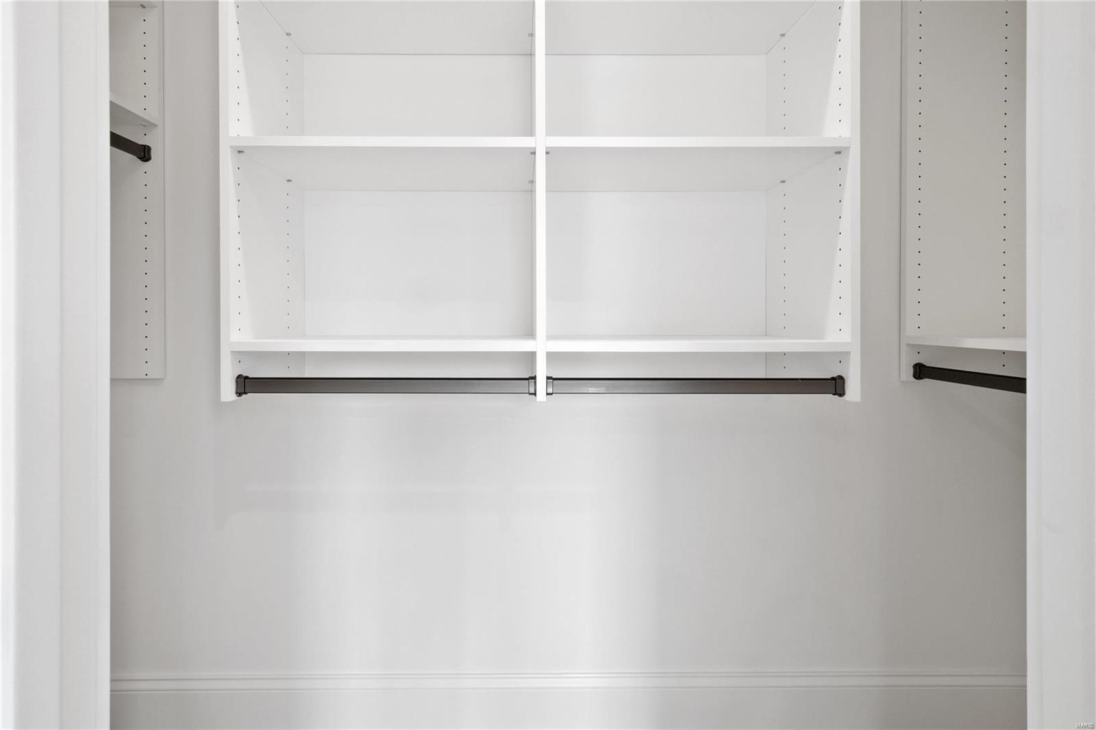 541 South Clay Ave Lt Split - Residential