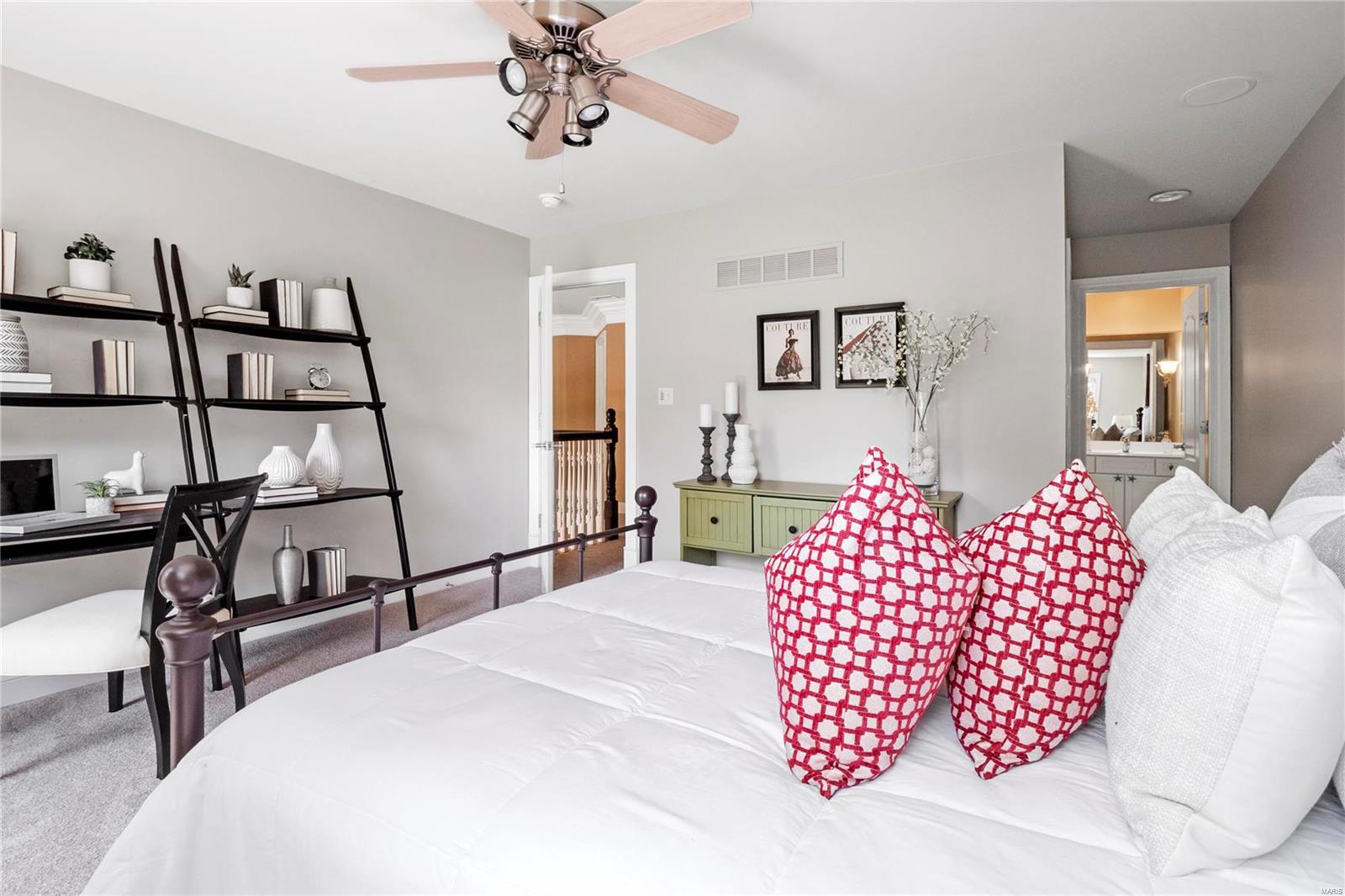 Steeplechase Lane - Residential