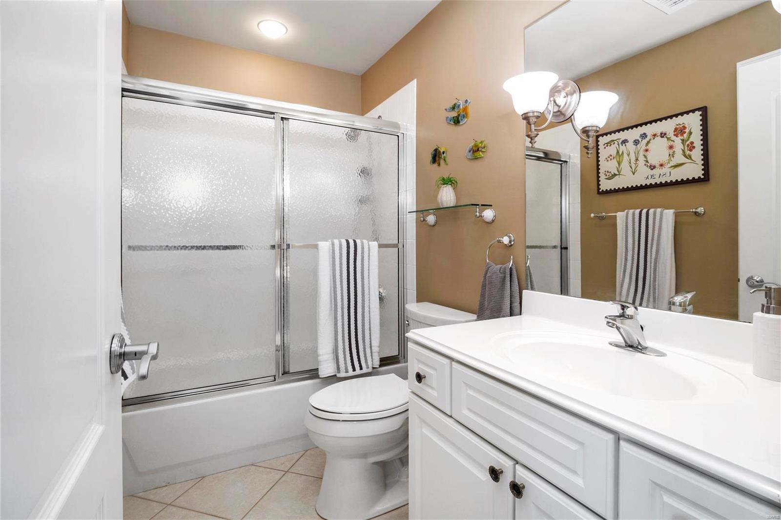 Steeplechase Lane - Residential