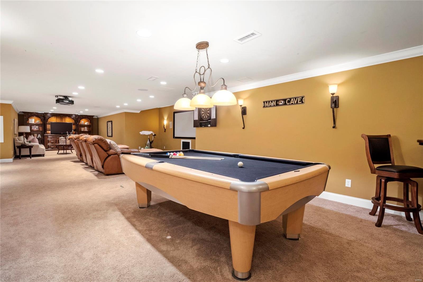 Steeplechase Lane - Residential