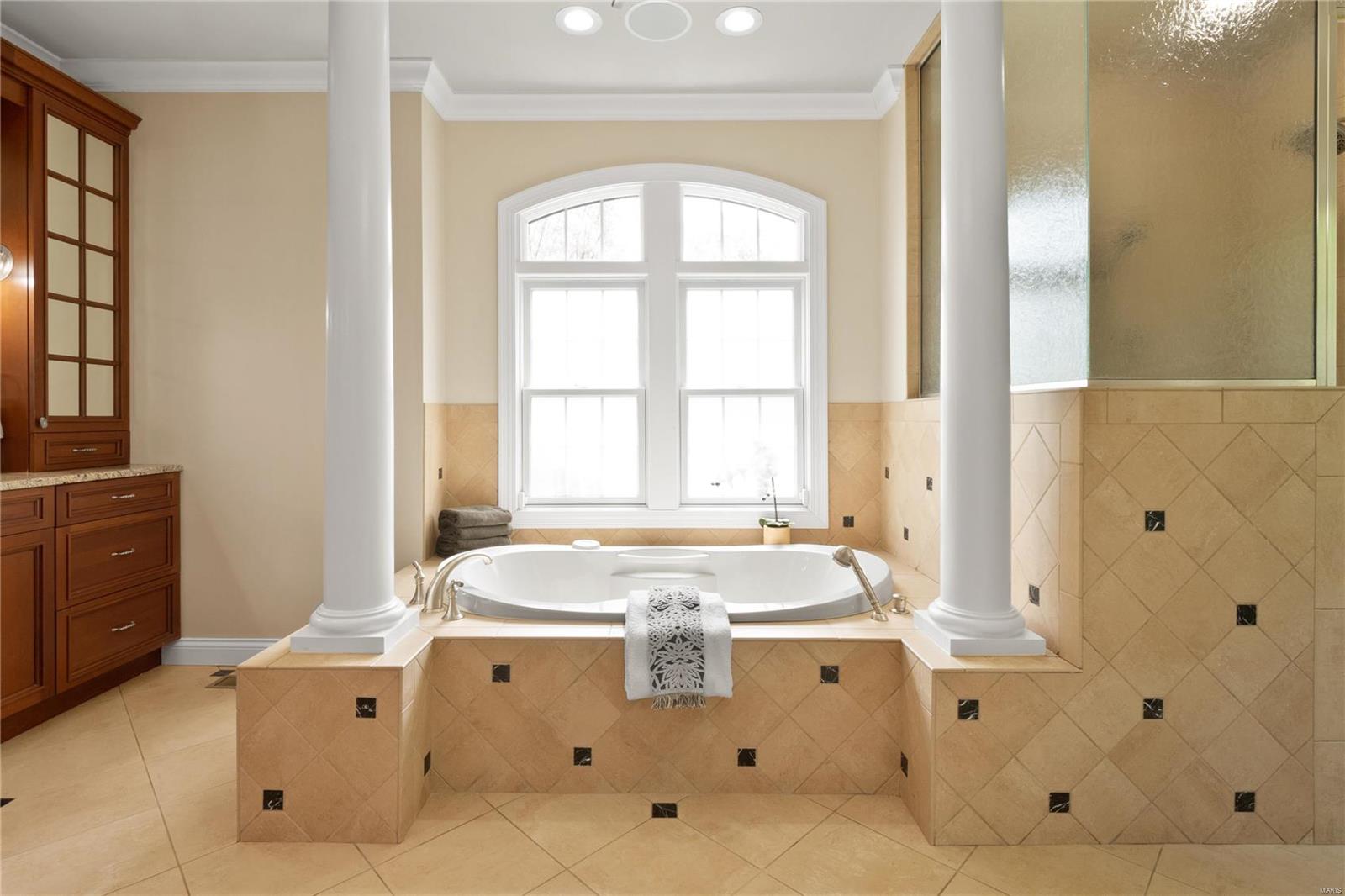 Steeplechase Lane - Residential