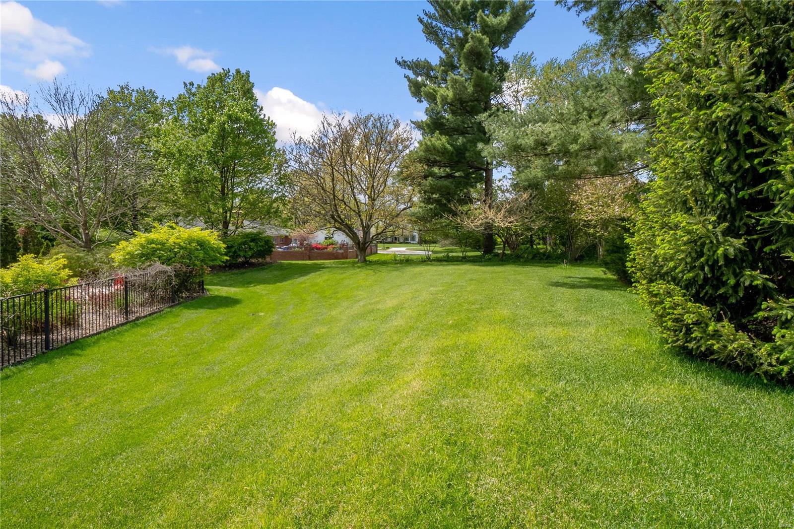 Steeplechase Lane - Residential