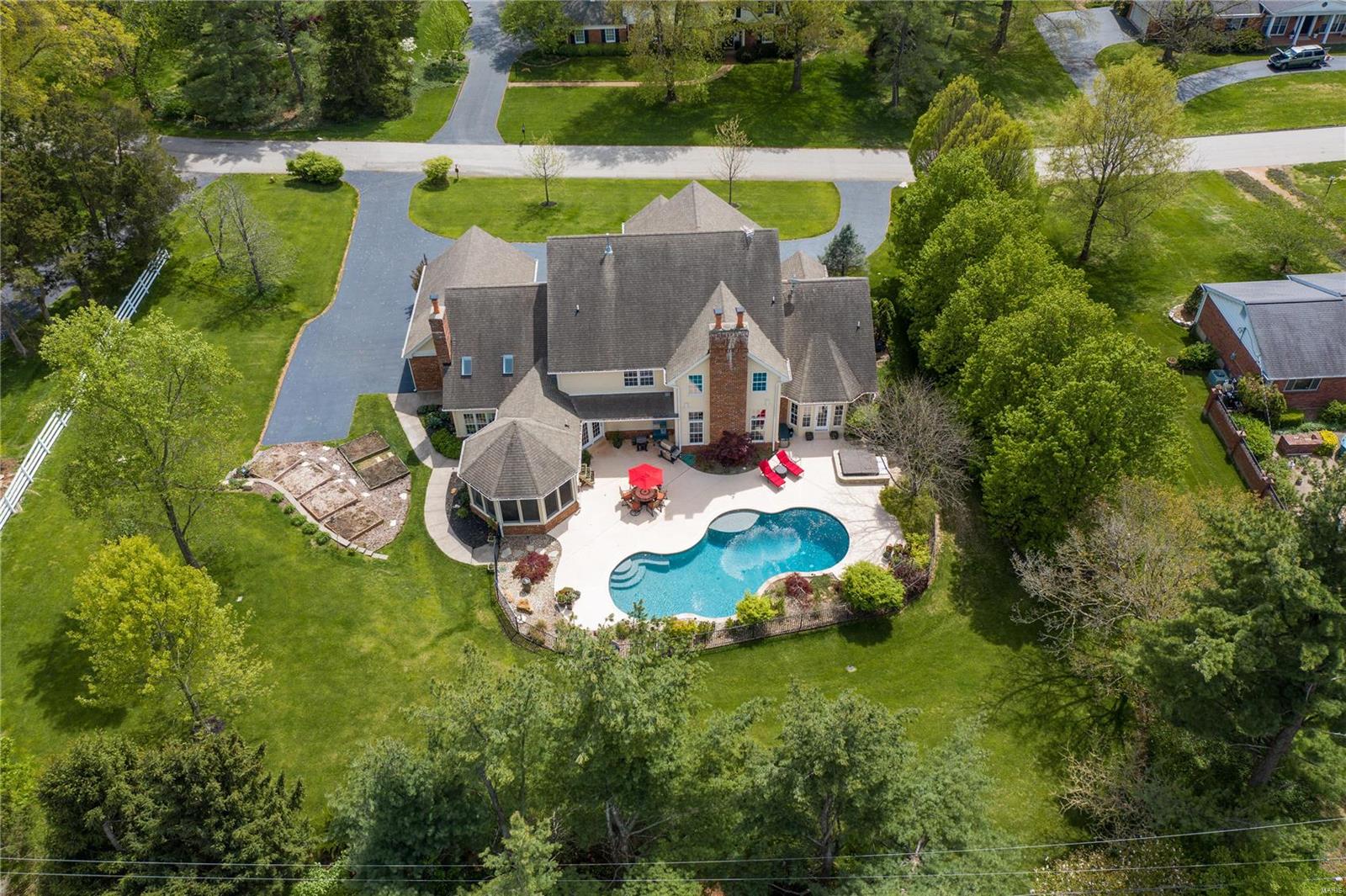 Steeplechase Lane - Residential