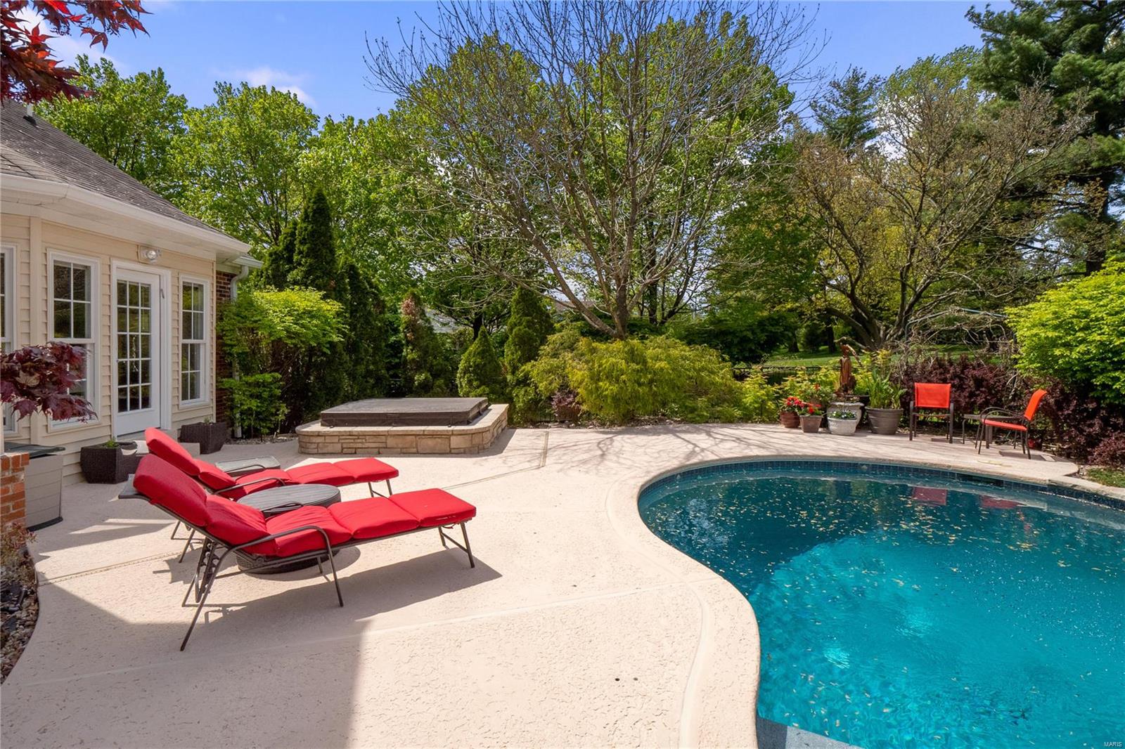 Steeplechase Lane - Residential