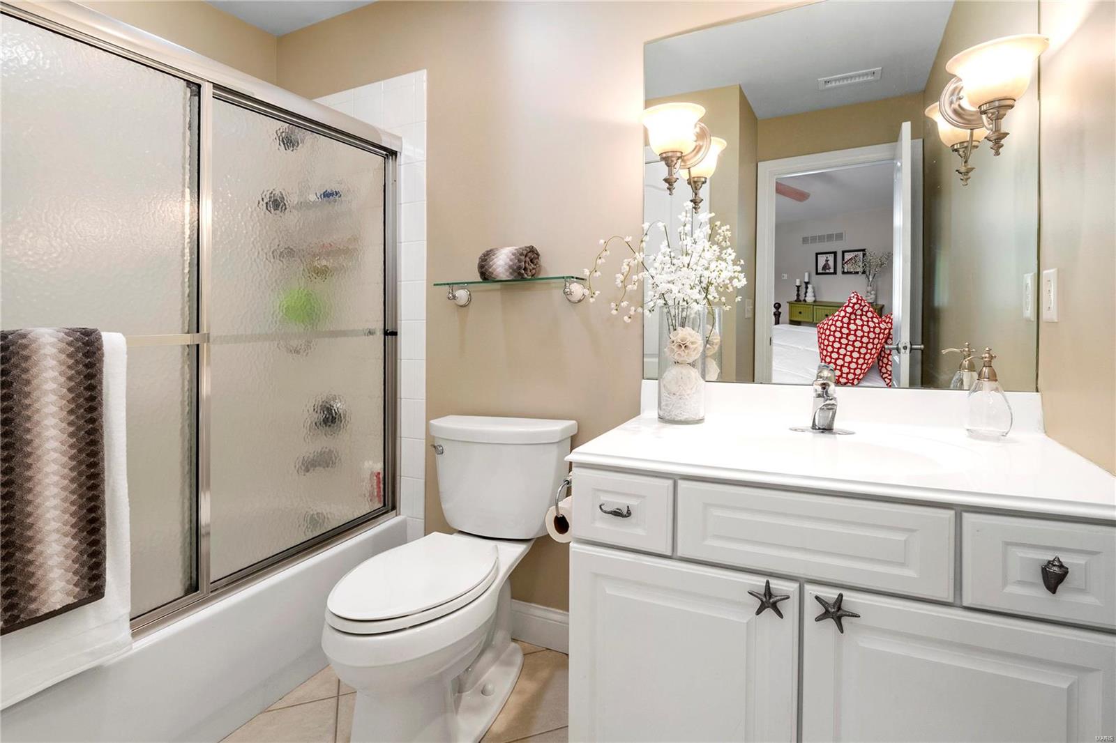 Steeplechase Lane - Residential