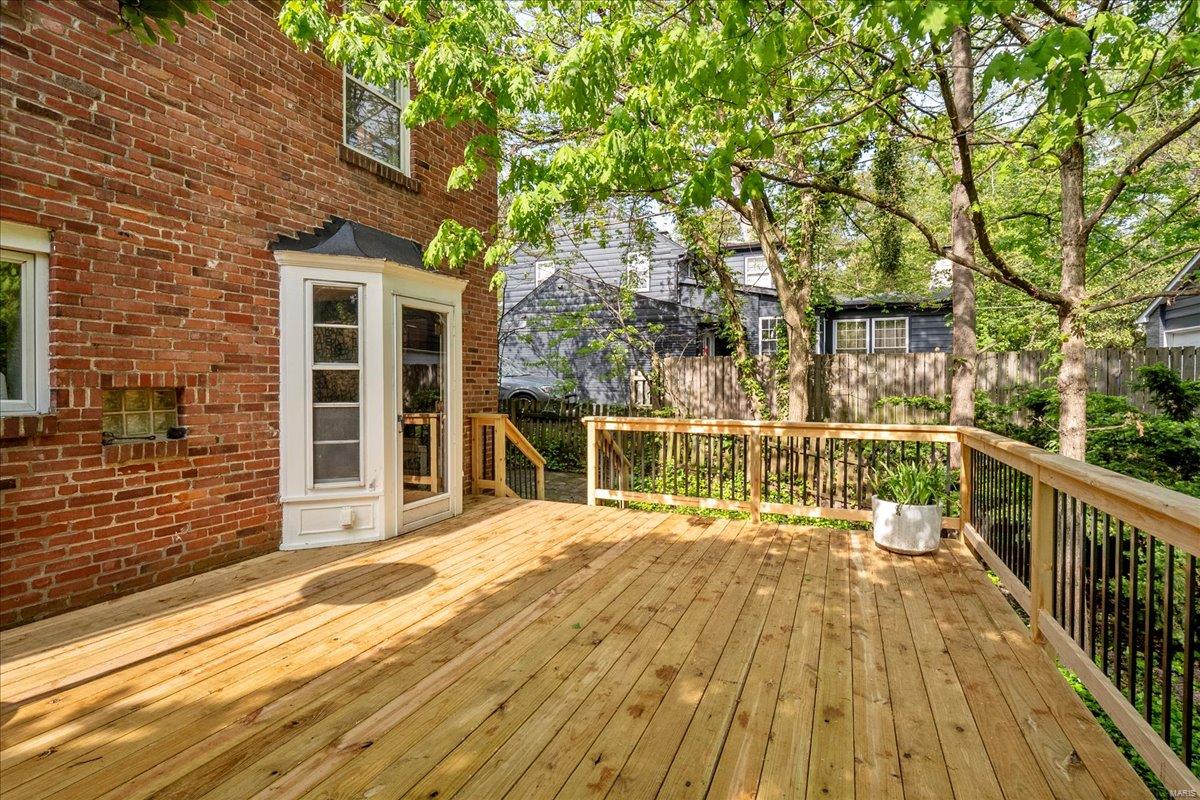 St Louis, Missouri 63122, United States, 3 Bedrooms Bedrooms, ,2 BathroomsBathrooms,Residential,Pending,119442