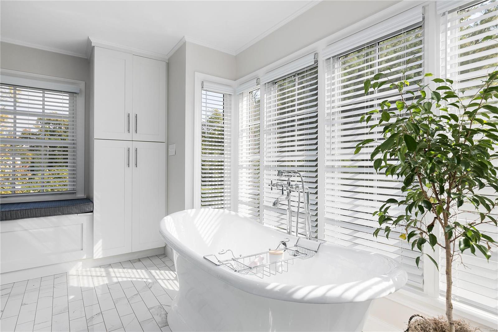 Ladue Terrace - Residential