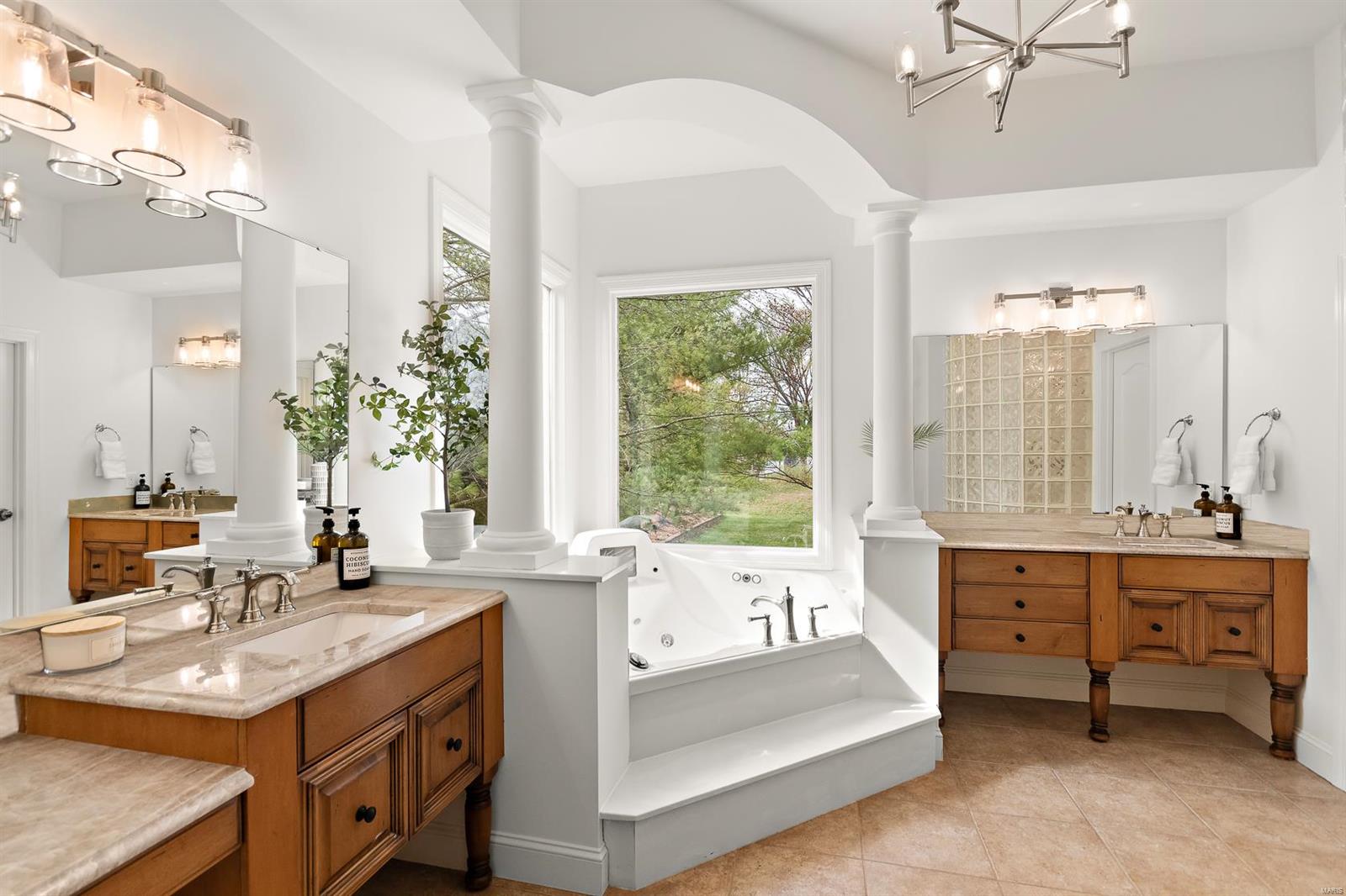 Ests Of Hawk Ridge - Residential