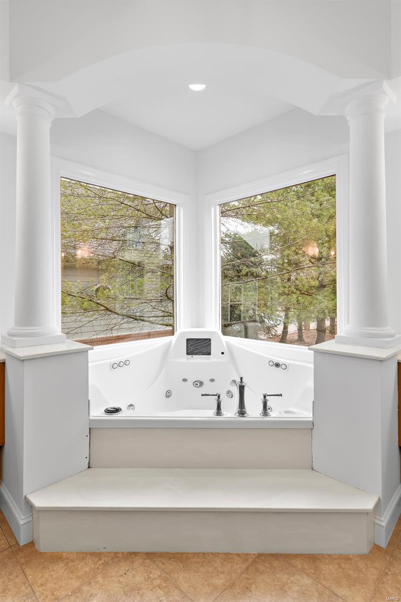 Ests Of Hawk Ridge - Residential