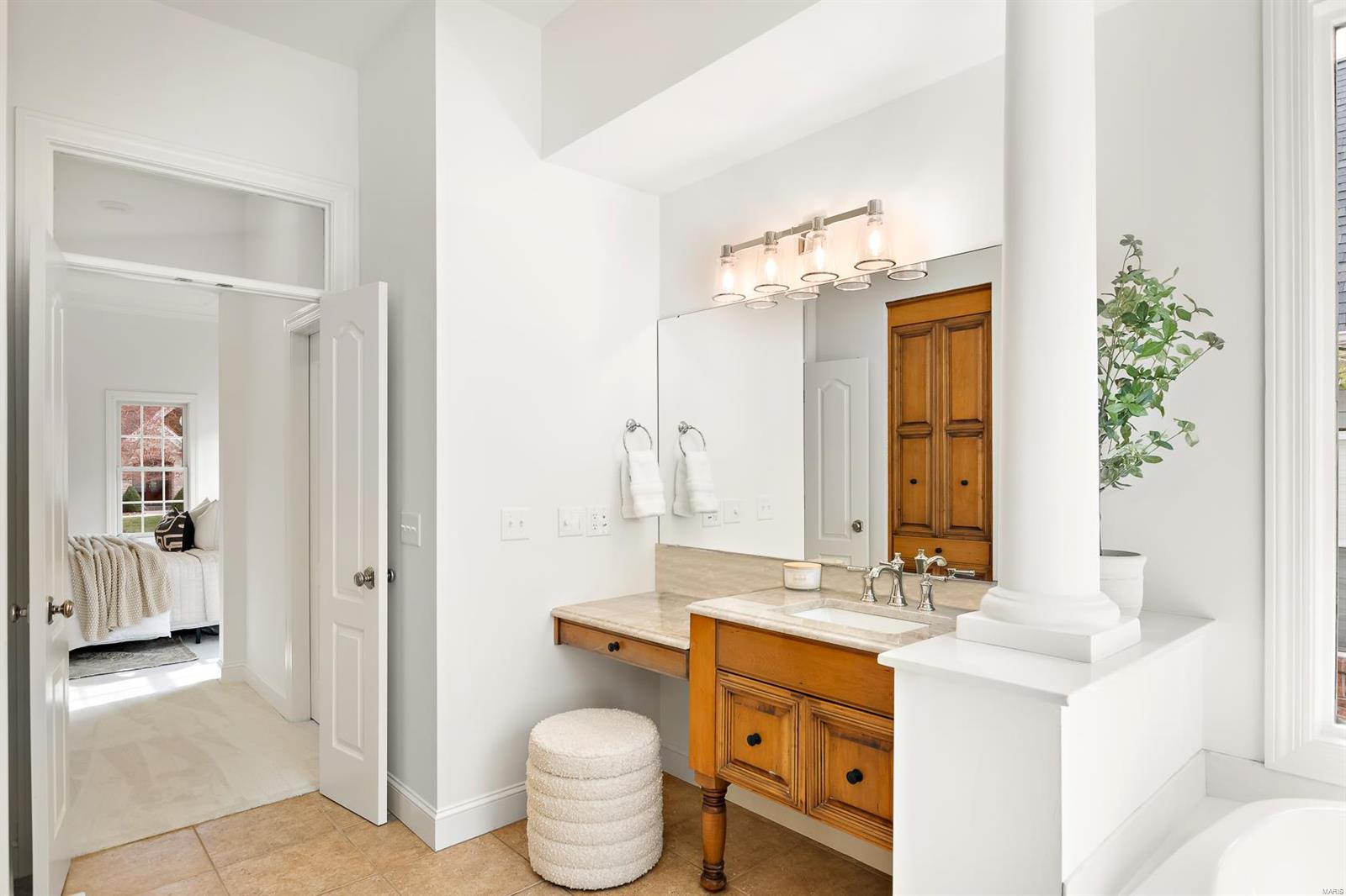 Ests Of Hawk Ridge - Residential