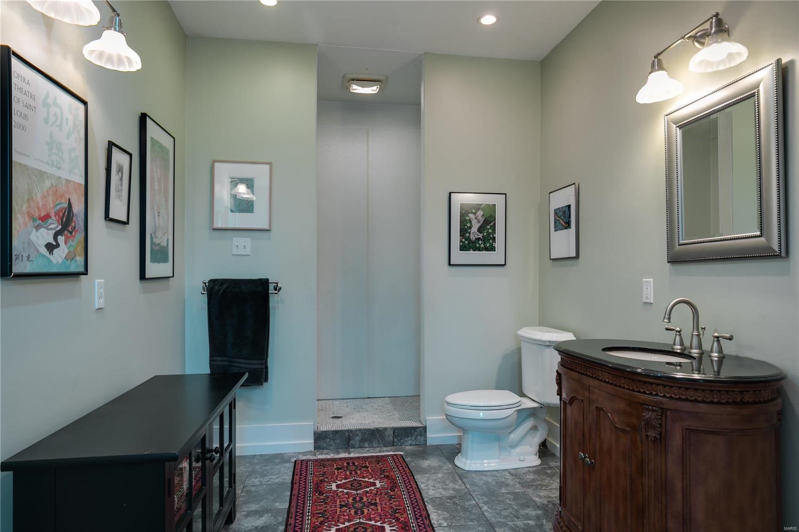 Westmoreland Place - Residential