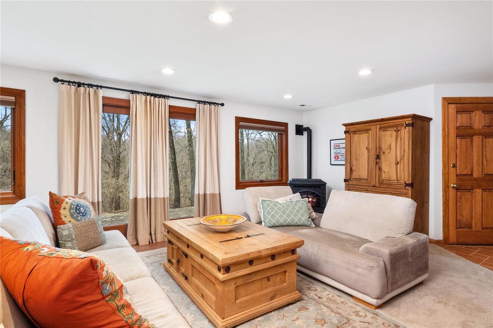 Saddle Ridge Acres - Residential