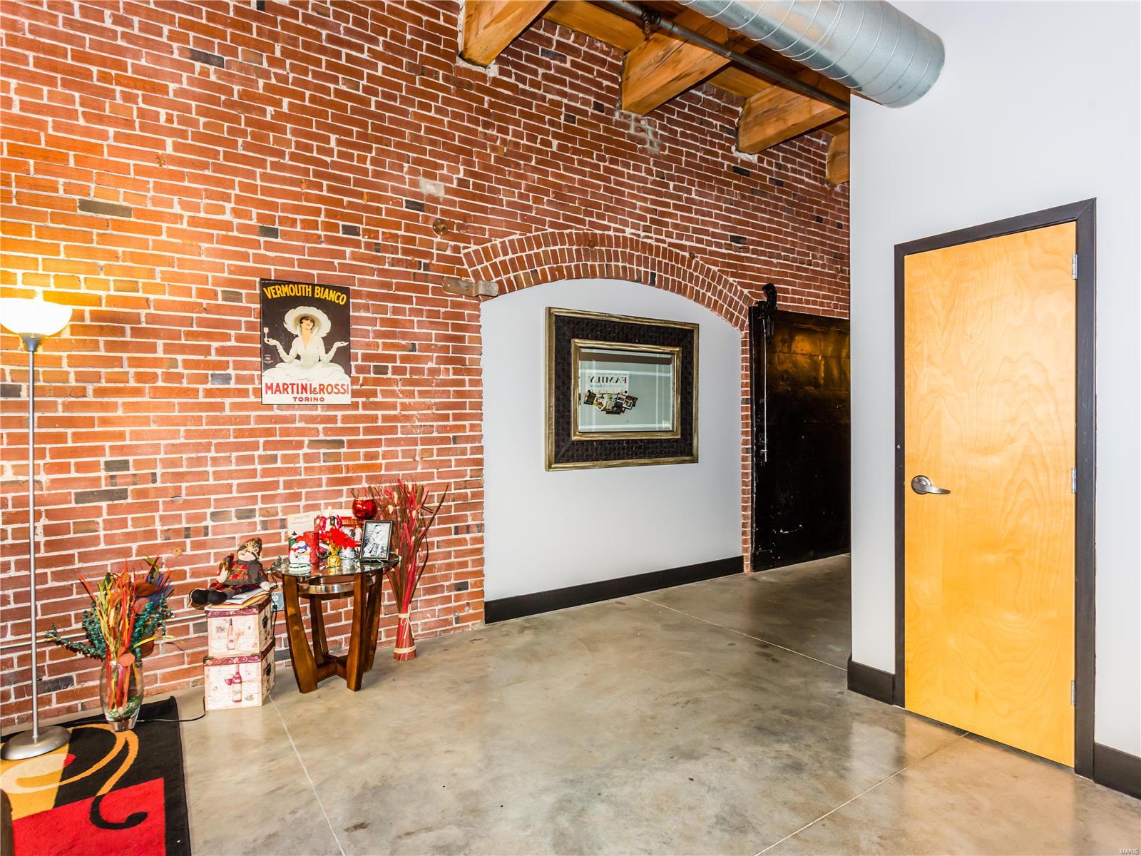 Lucas Lofts Condos - Residential