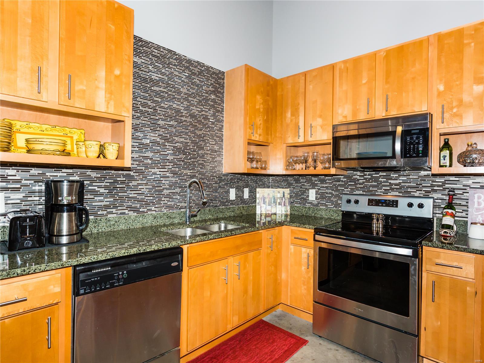 Lucas Lofts Condos - Residential