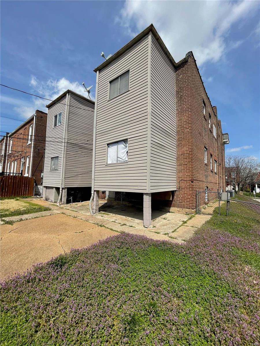 Allens Lafayette Park Add - Residential Income