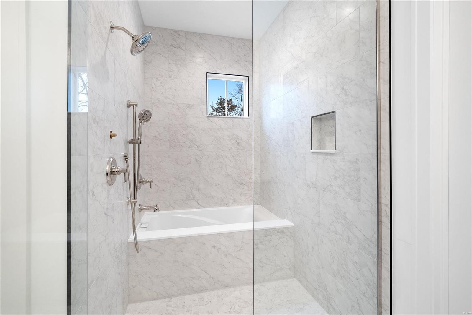 Louisa Heights - Residential