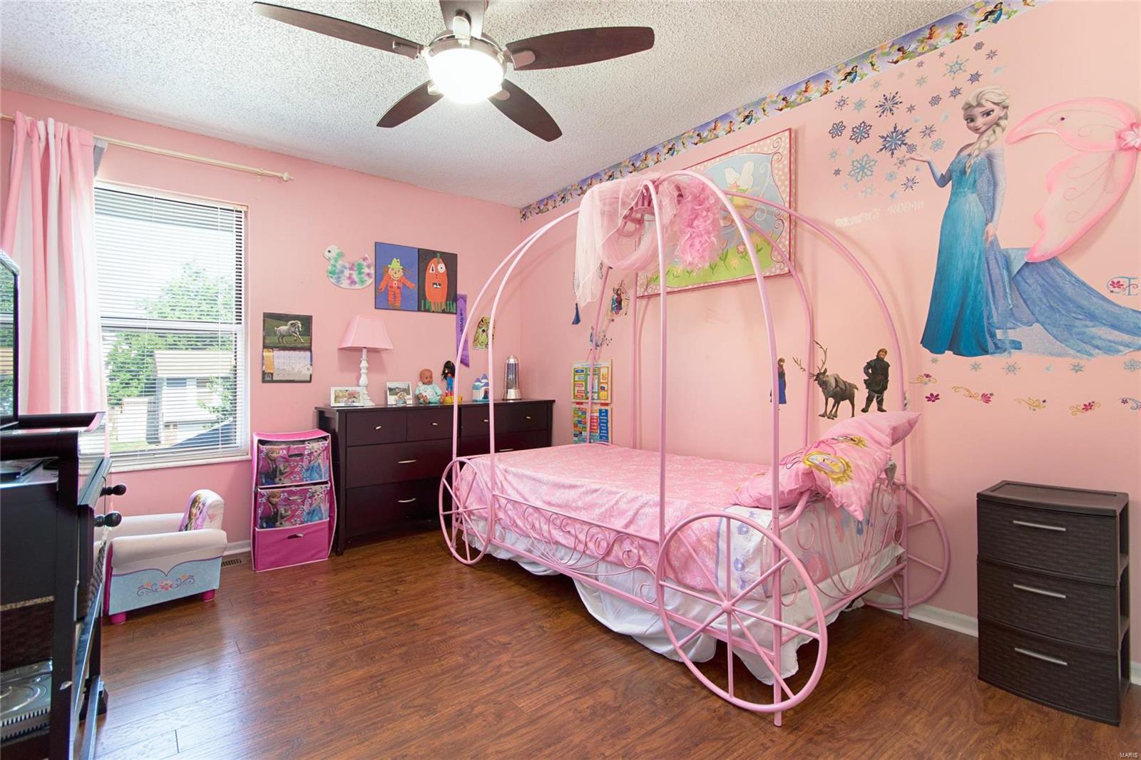 Twelve Oaks - Residential