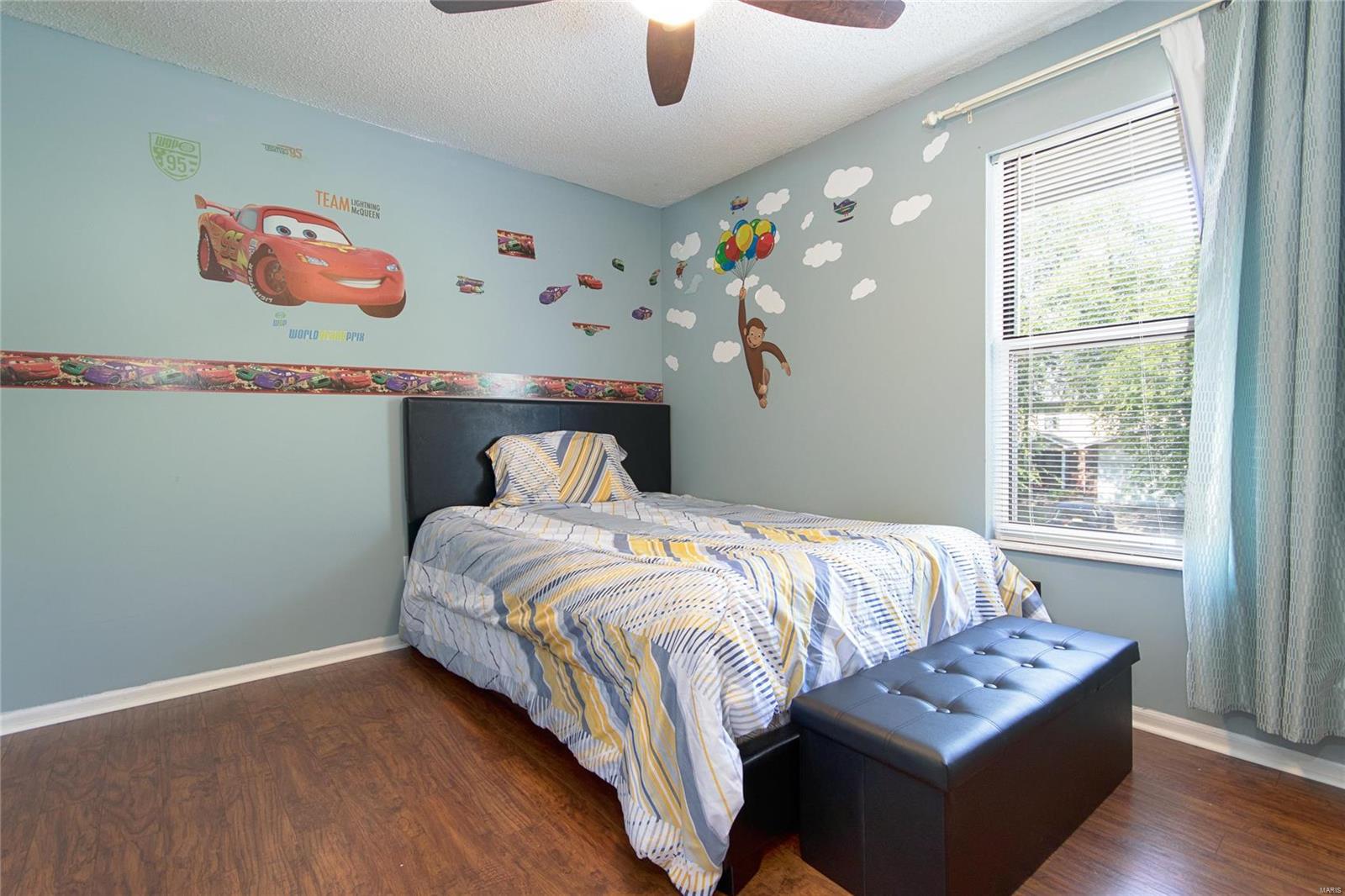 Twelve Oaks - Residential