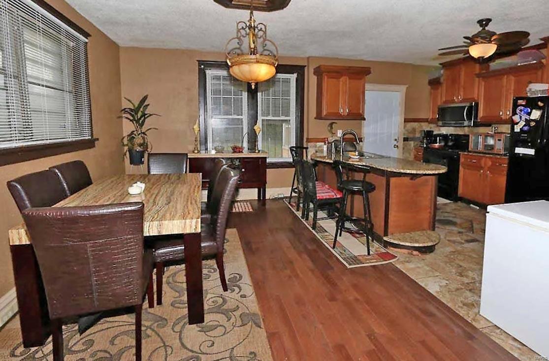 Mount Auburn - Residential