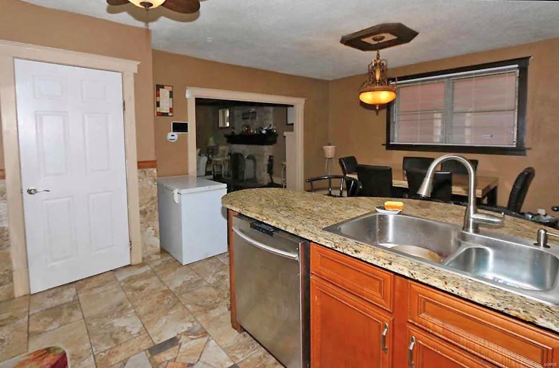 Mount Auburn - Residential