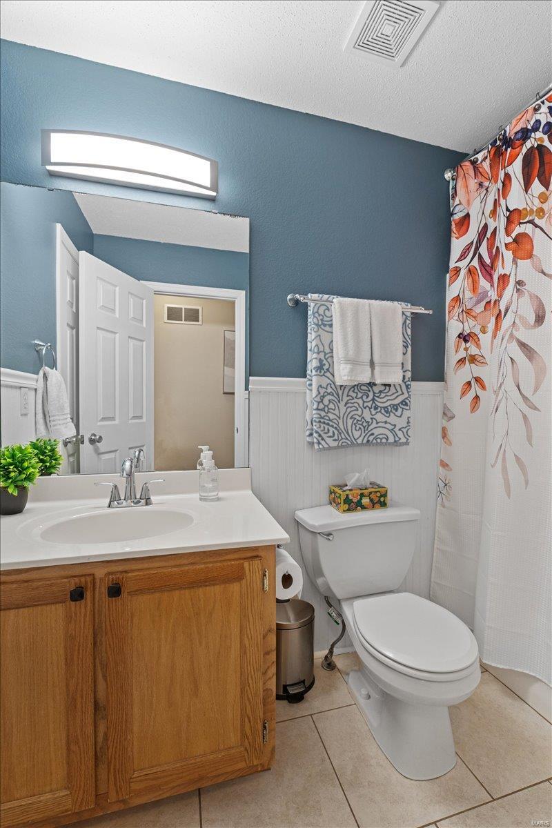 High Ridge, Missouri 63049, United States, 3 Bedrooms Bedrooms, ,2 BathroomsBathrooms,Residential,Pending,9008