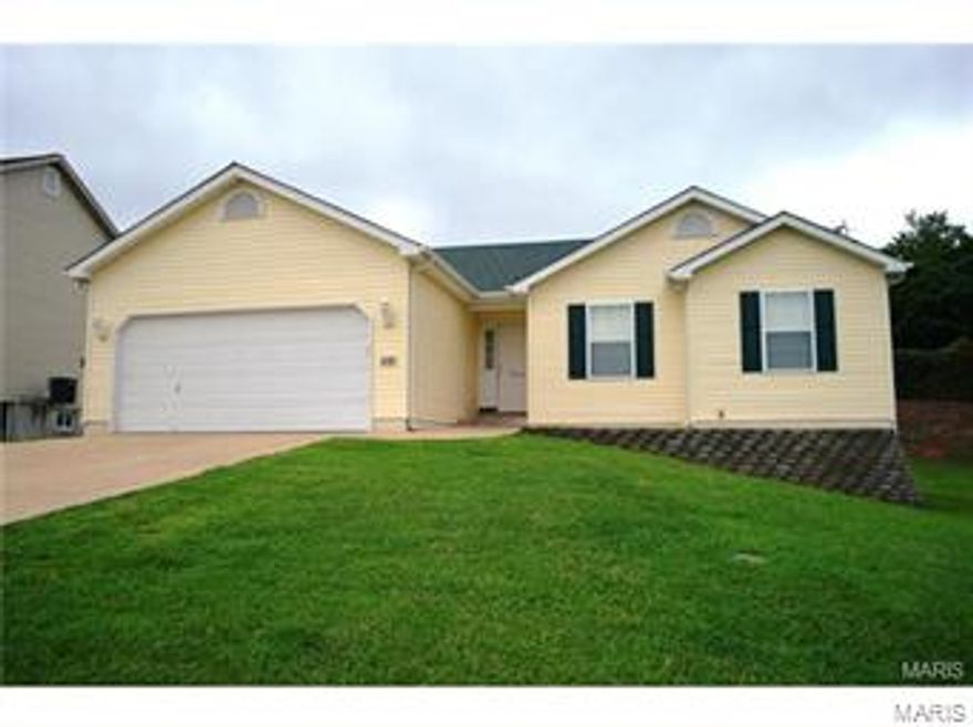 Location! Location! This home is in a great neighborhood and meticulously maintained with 4 bedrooms, 3 full baths, finished family room with berber carpet, vaulted ceilings, large patio, with level yard that backs to common ground for privacy. move in today.