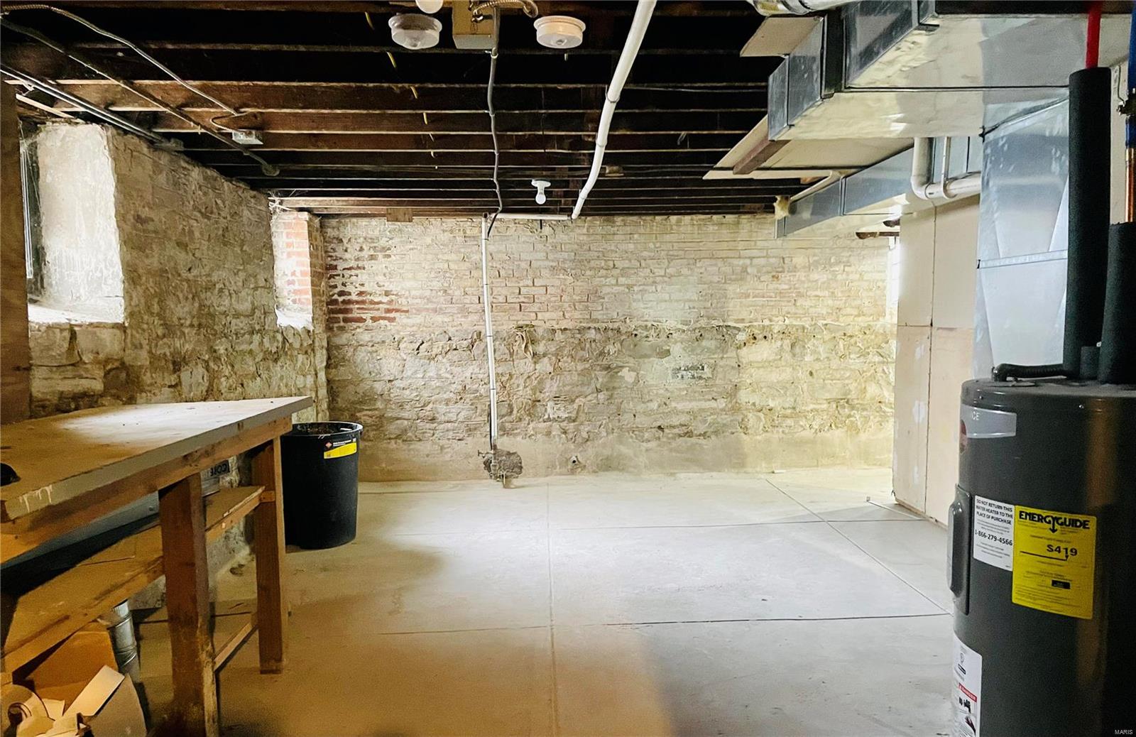 Debaliviere Place - Residential Income