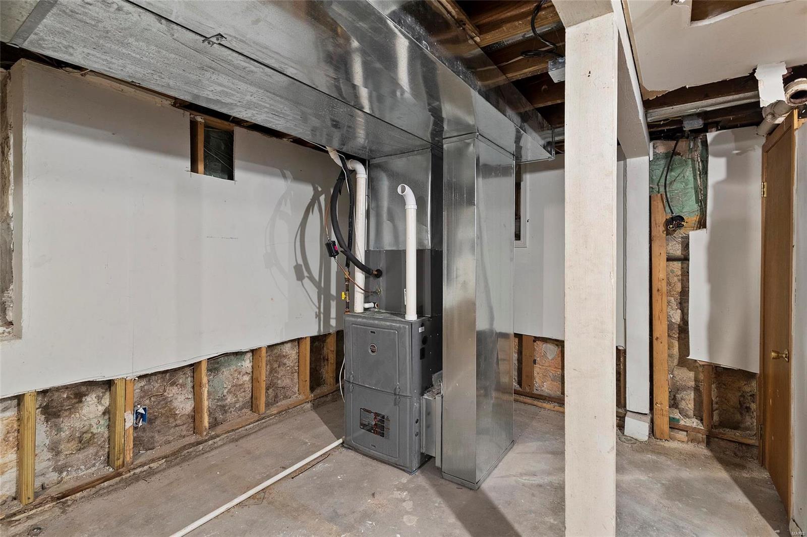 Debaliviere Place - Residential Income