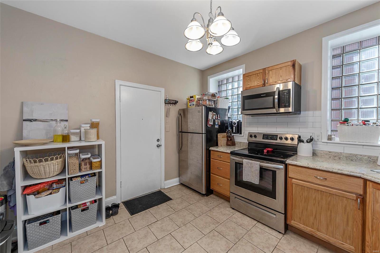 Debaliviere Place - Residential Income