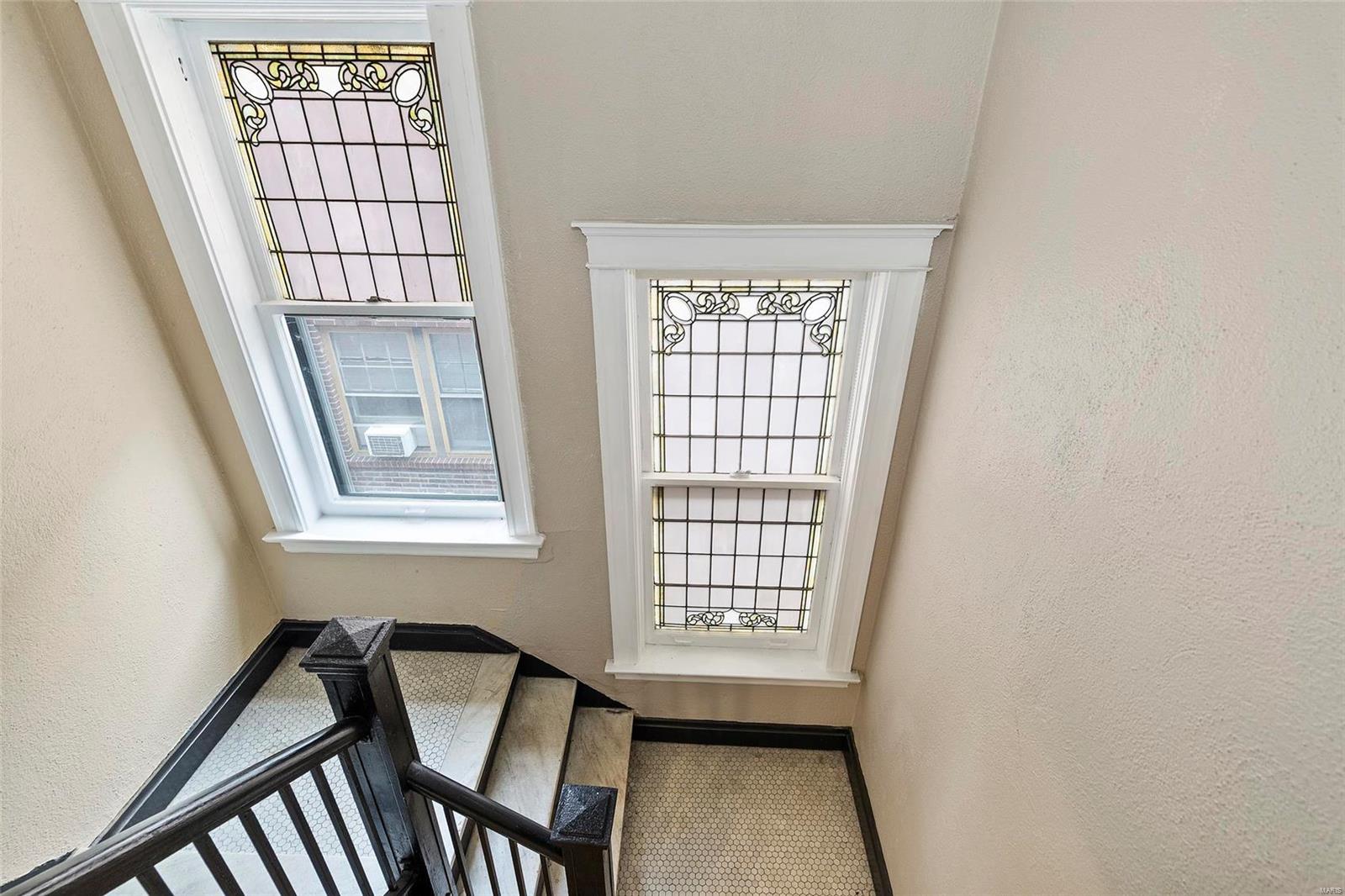 Debaliviere Place - Residential Income