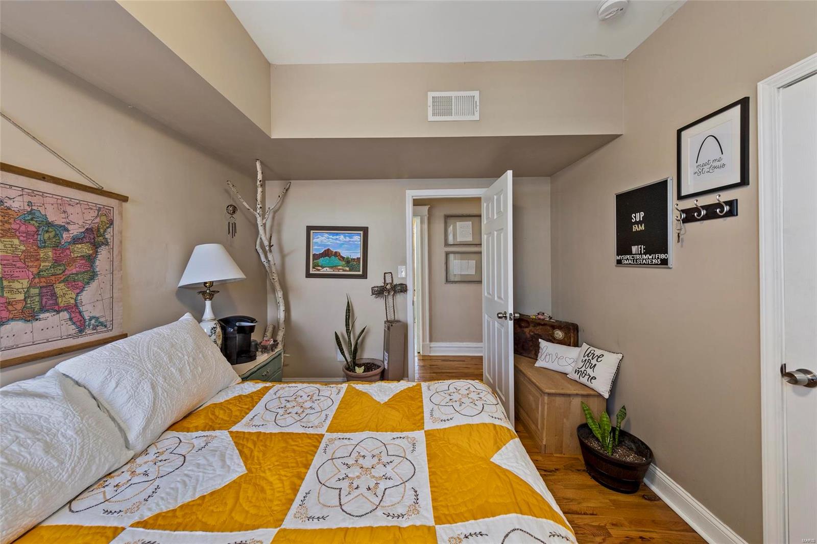 Debaliviere Place - Residential Income