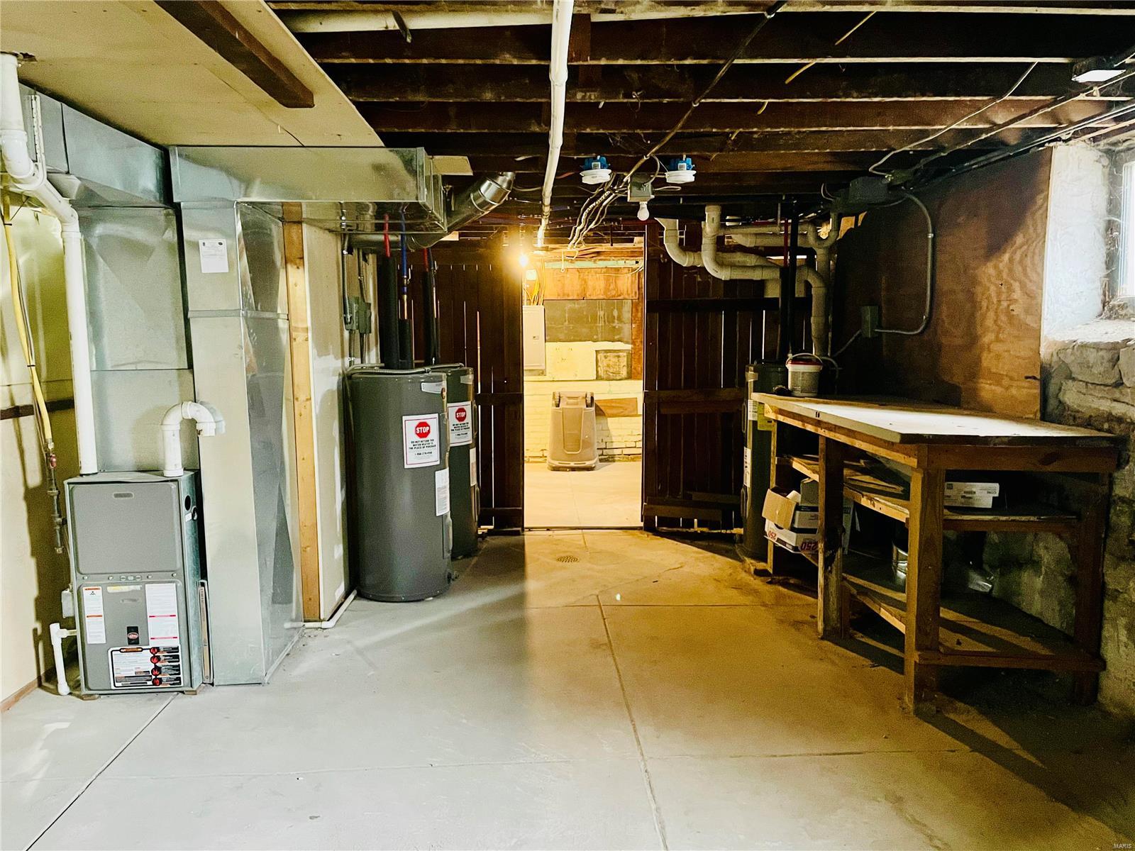 Debaliviere Place - Residential Income