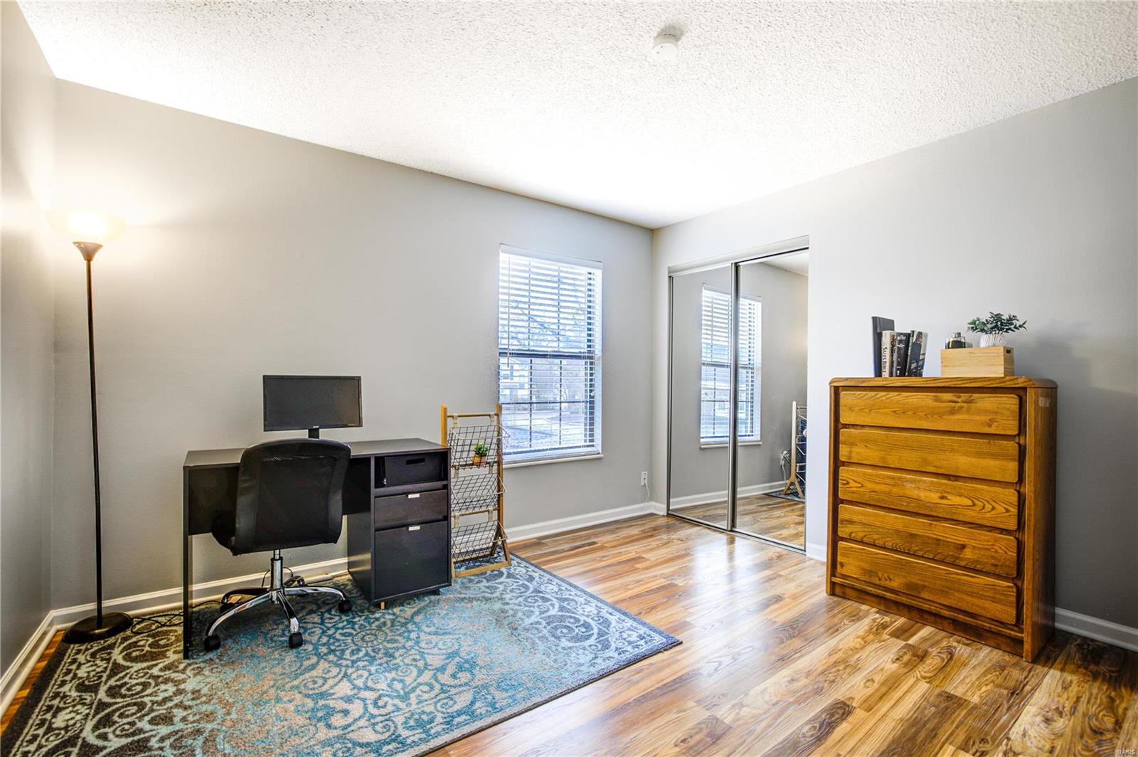 Victoria Crossing Condo Ph Two - Residential