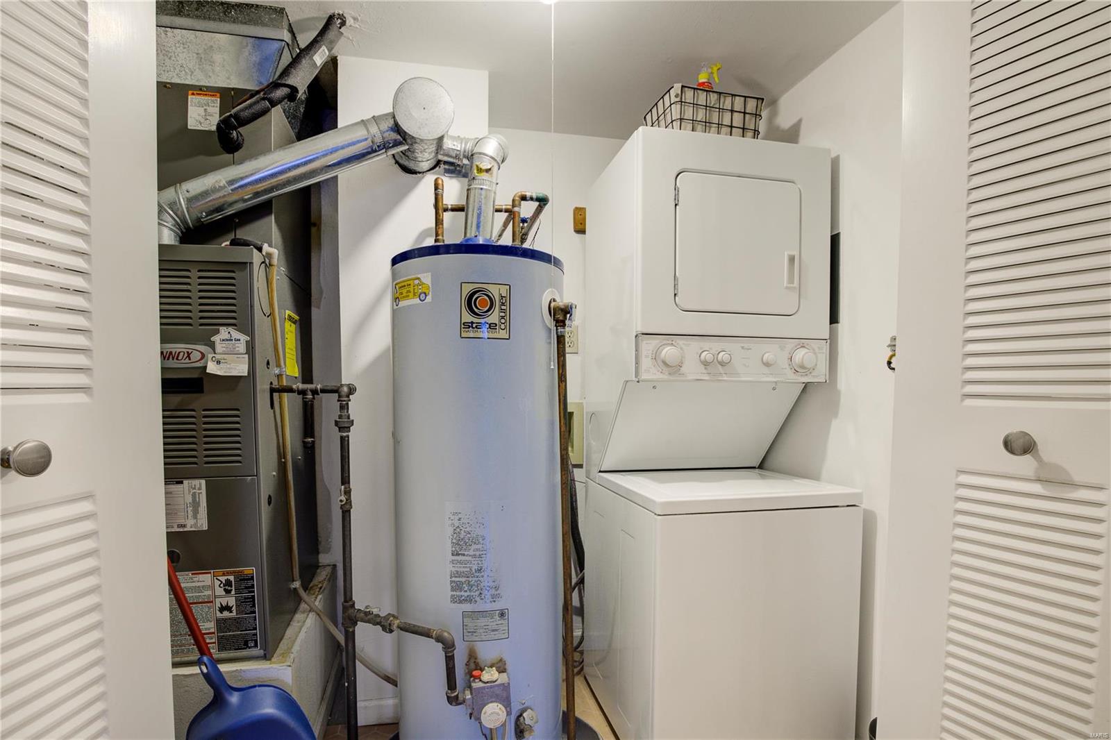 Victoria Crossing Condo Ph Two - Residential