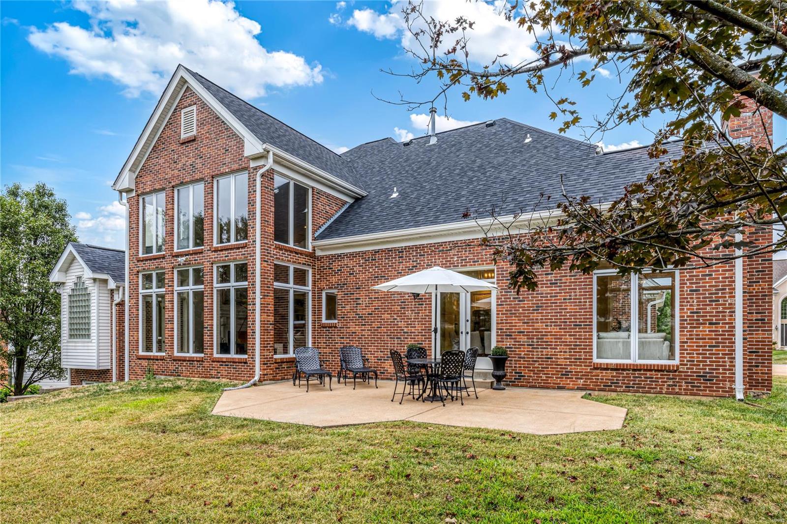 Manderleigh Of Town & Country - Residential