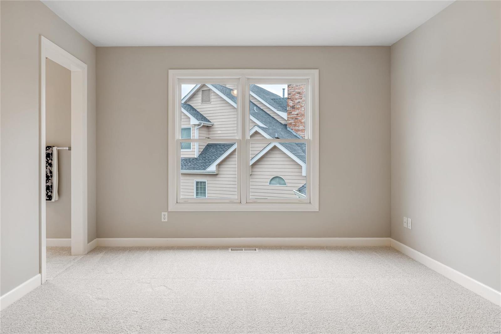 Manderleigh Of Town & Country - Residential