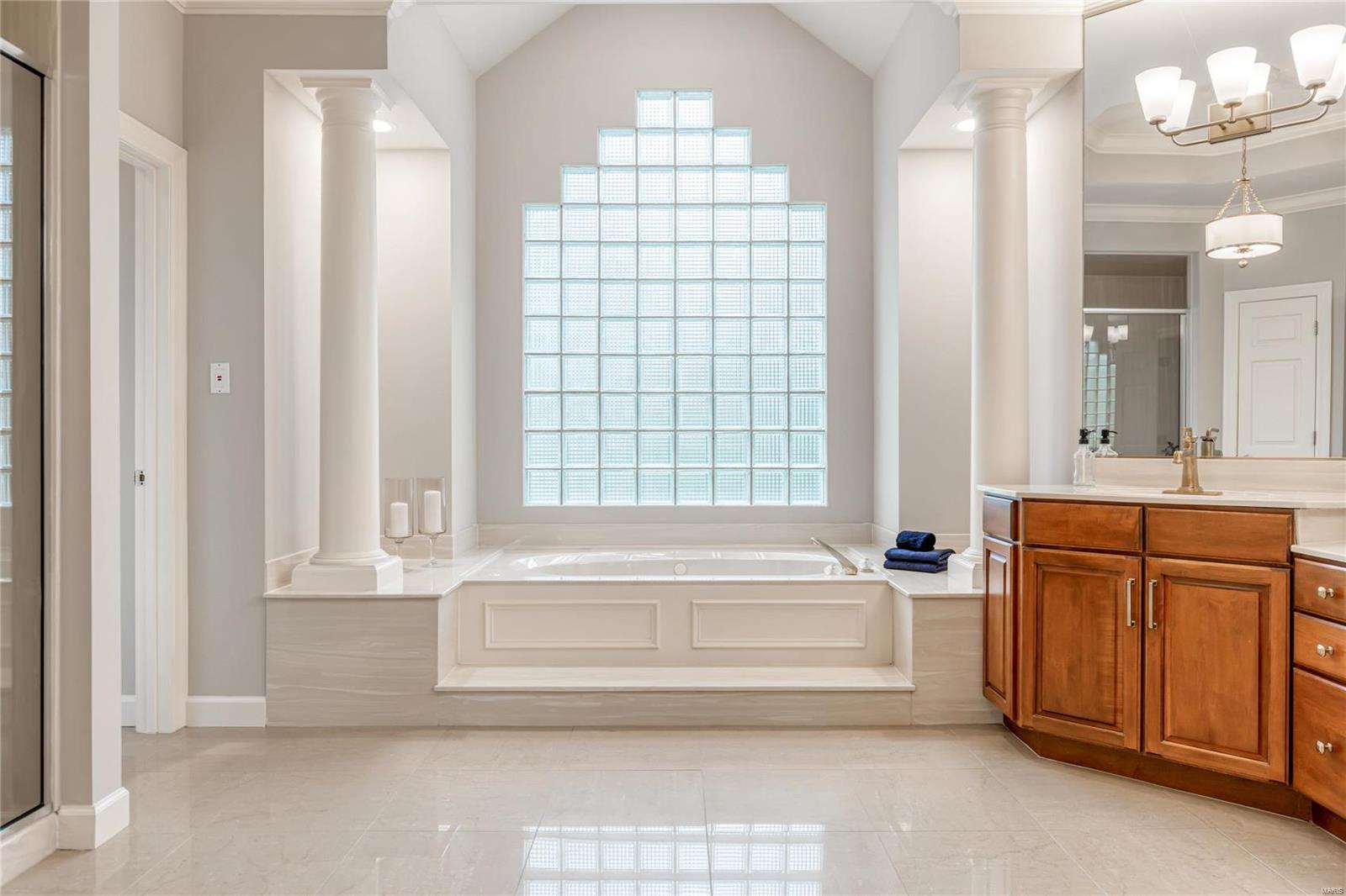 Manderleigh Of Town & Country - Residential