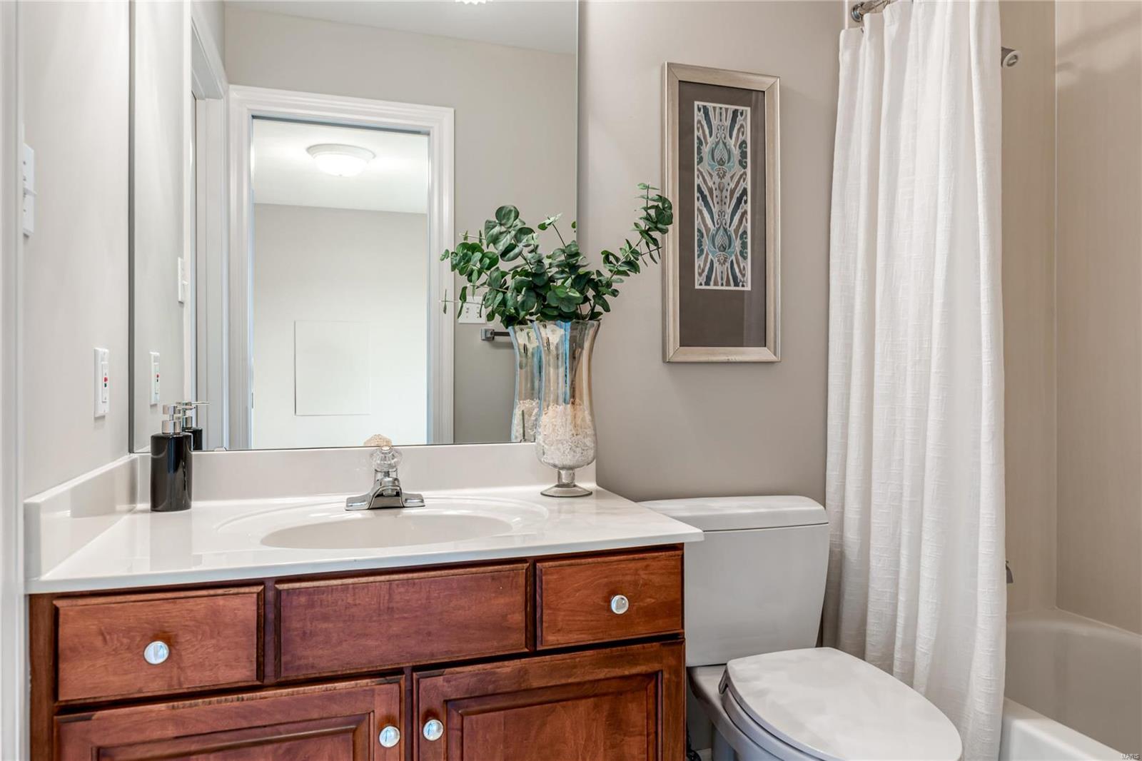 Manderleigh Of Town & Country - Residential