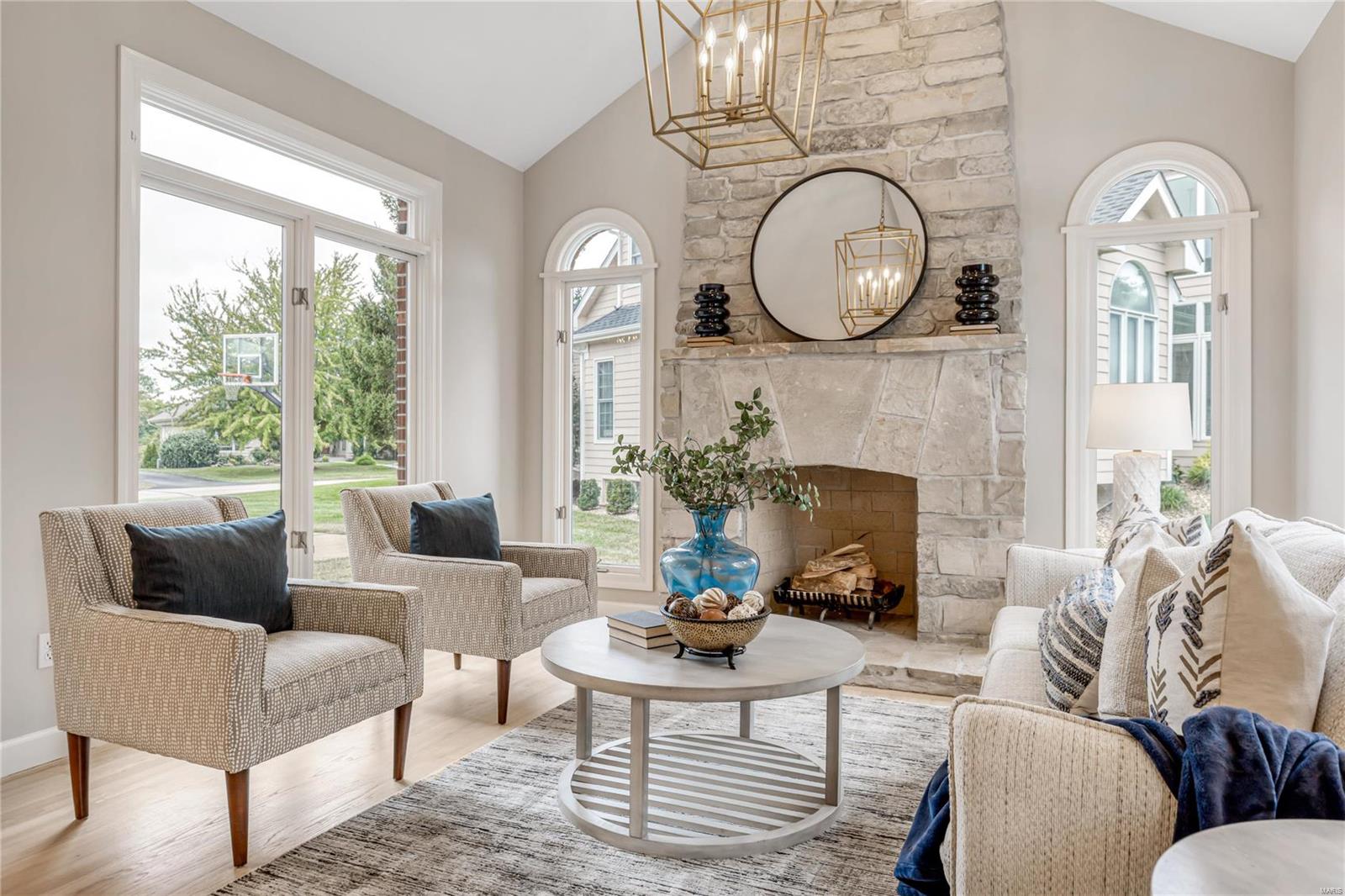 Manderleigh Of Town & Country - Residential