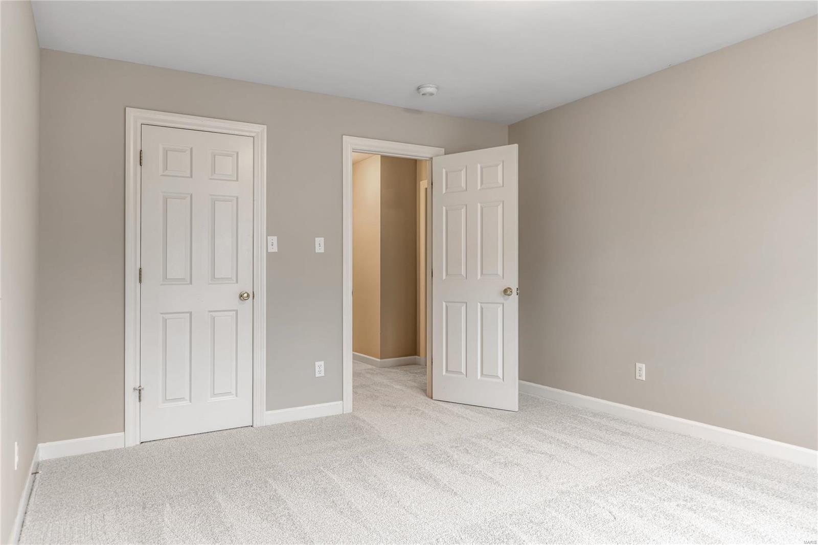 Manderleigh Of Town & Country - Residential