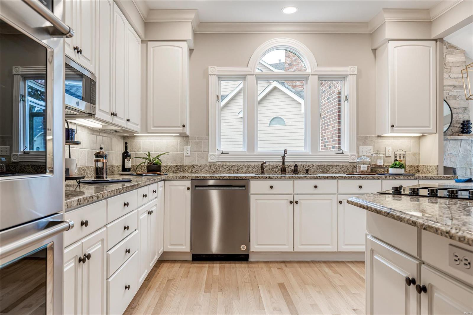 Manderleigh Of Town & Country - Residential