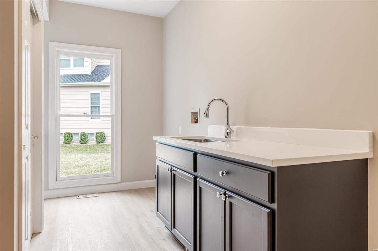 Manderleigh Of Town & Country - Residential