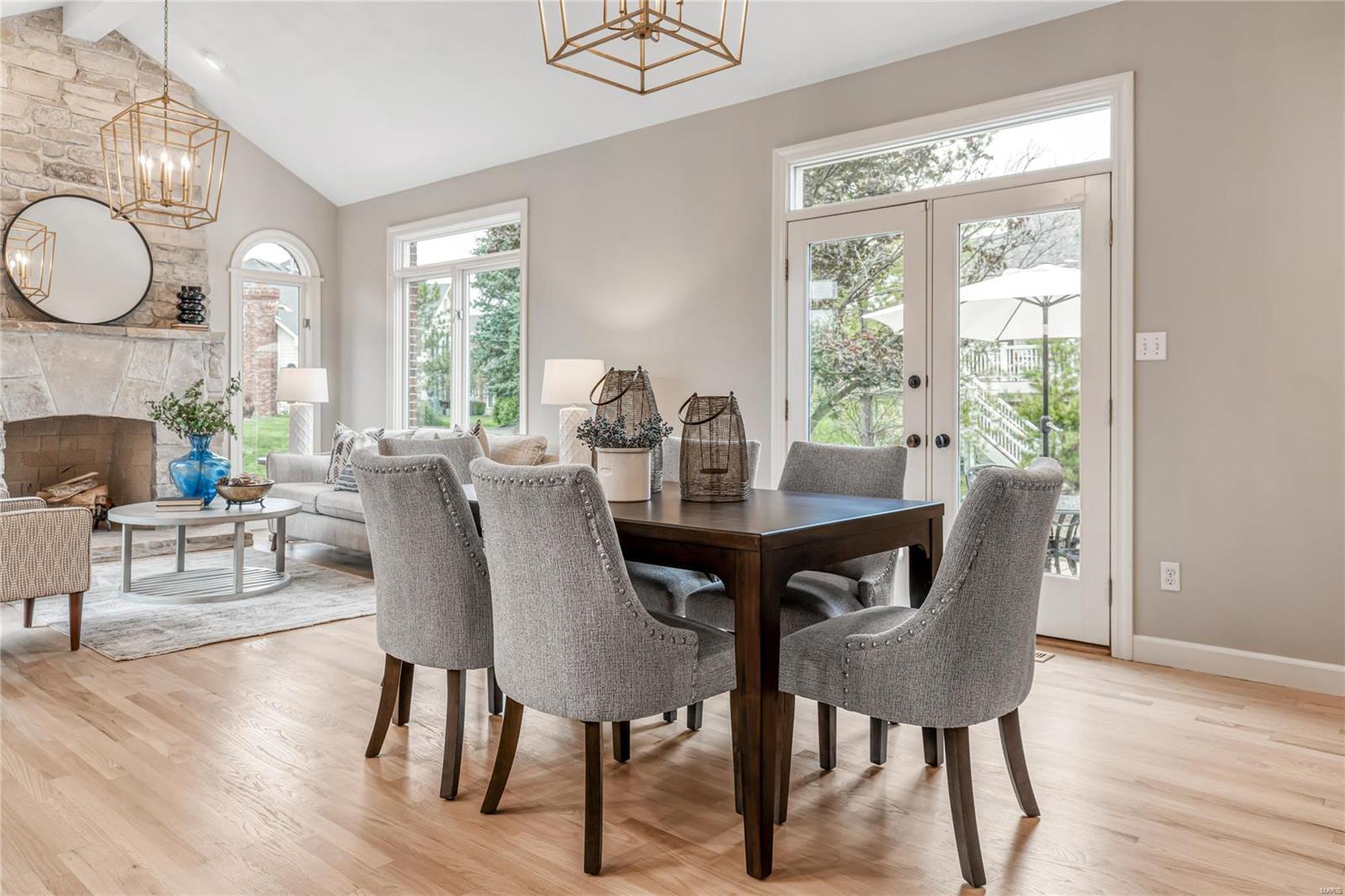 Manderleigh Of Town & Country - Residential