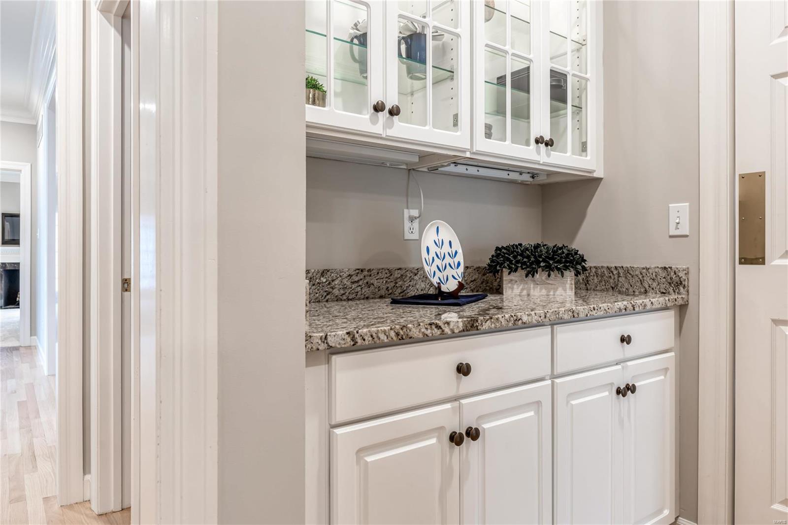 Manderleigh Of Town & Country - Residential