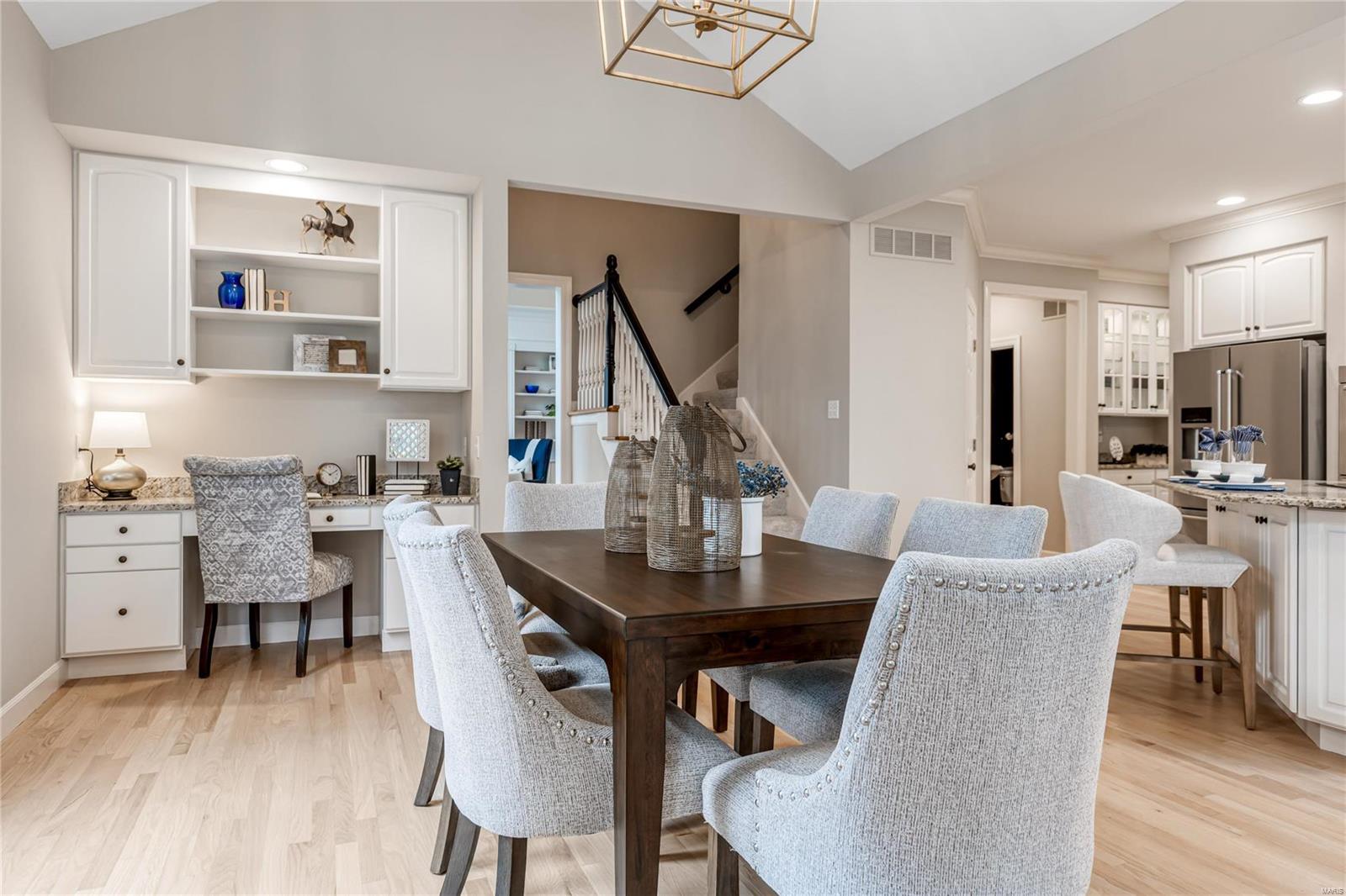 Manderleigh Of Town & Country - Residential