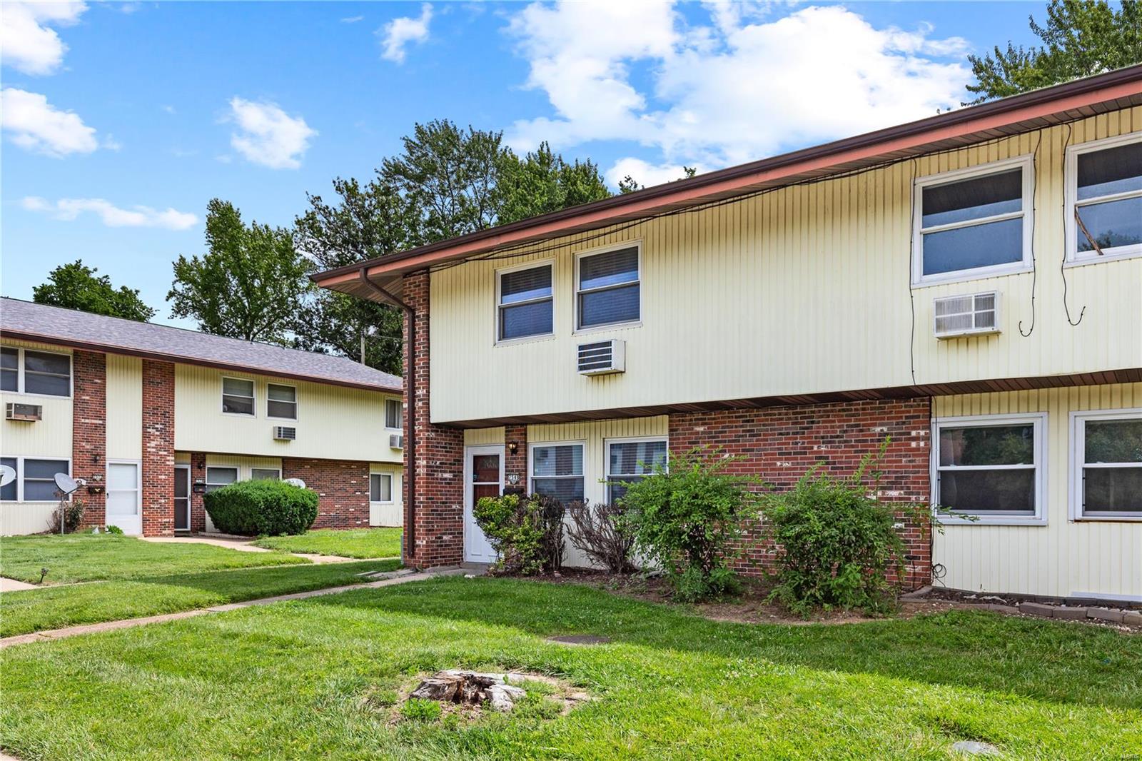 Hazelwood, Missouri 63042, United States, 4 Bedrooms Bedrooms, ,2 BathroomsBathrooms,Residential,Pending,56212