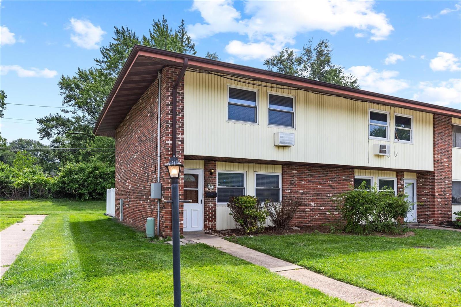 Hazelwood, Missouri 63042, United States, 4 Bedrooms Bedrooms, ,2 BathroomsBathrooms,Residential,Pending,56212