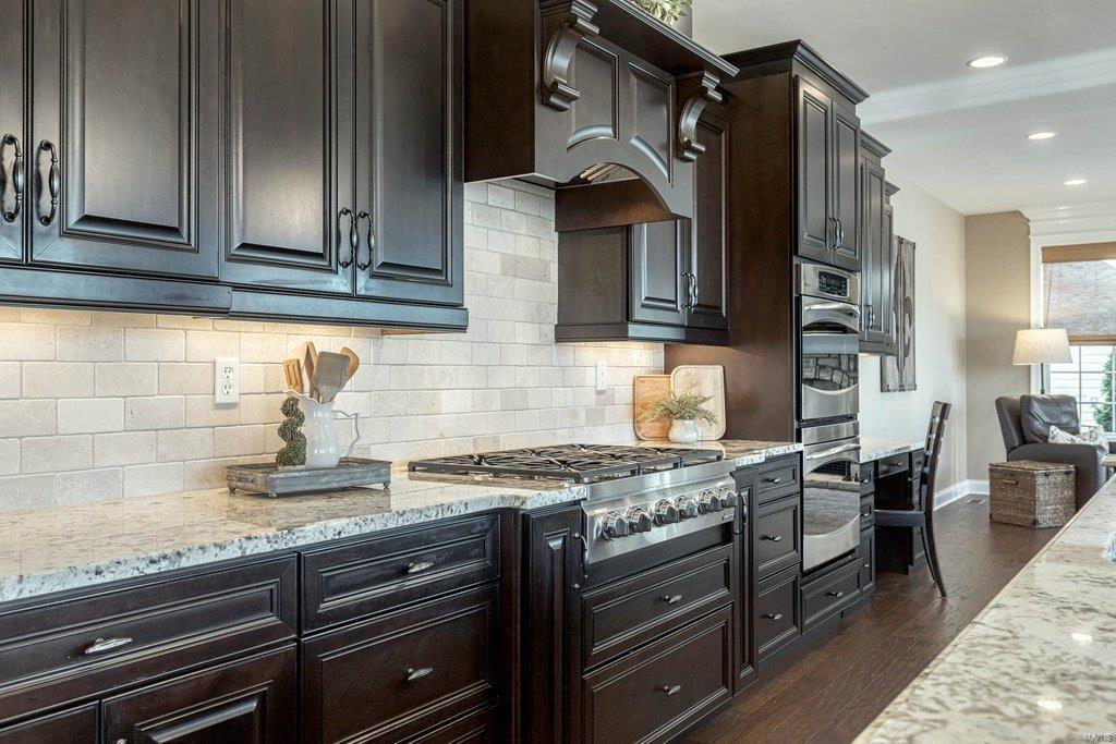 The Summit at Barathaven - Residential