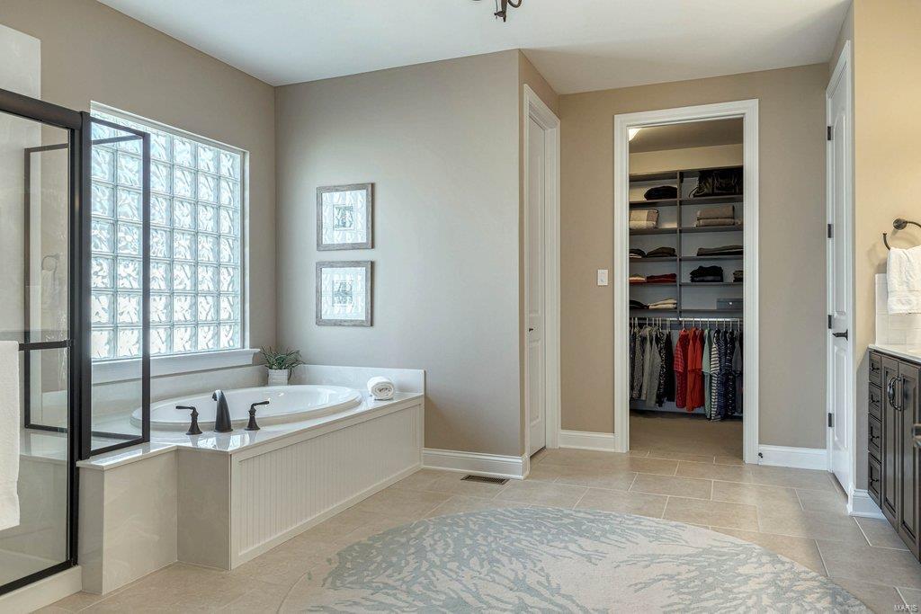 The Summit at Barathaven - Residential